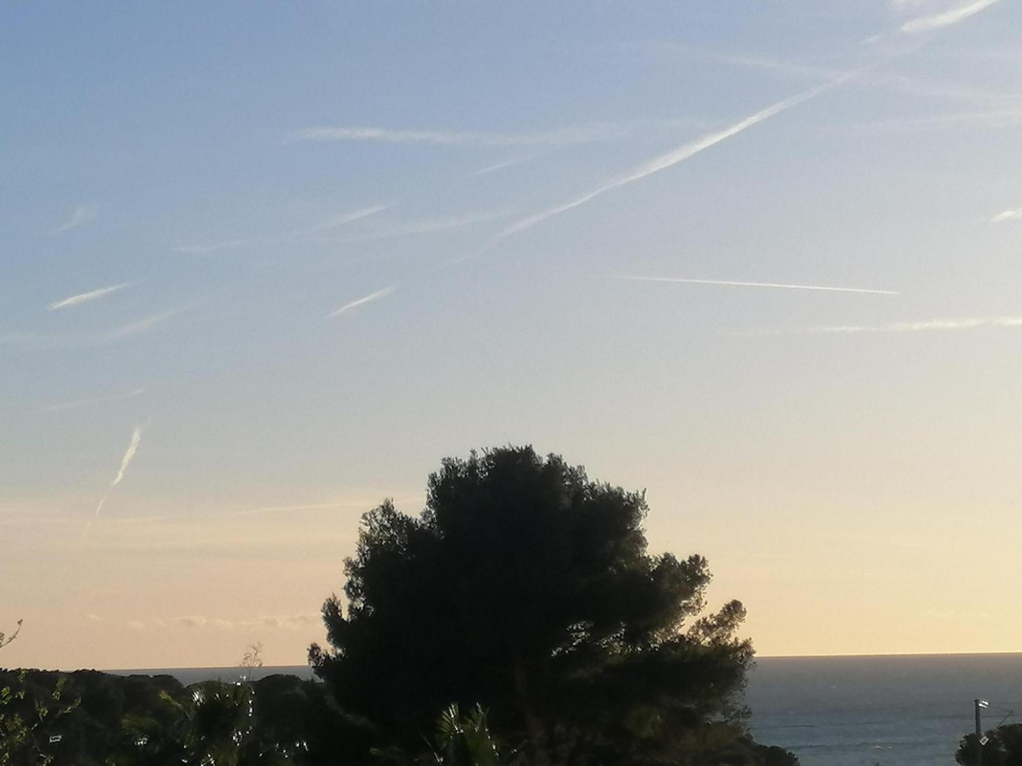 Sanary Les Gorguettes, Studio Avec Terrasse Vue Mer, A 10 Min A Pieds De La Plage Экстерьер фото
